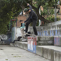 Victor Álvarez - Foto: Miguel Angel López Virgen - Backside Tailslide - Medellin
