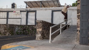 TYPE POR SANTA CRUZ SKATEBOARDS